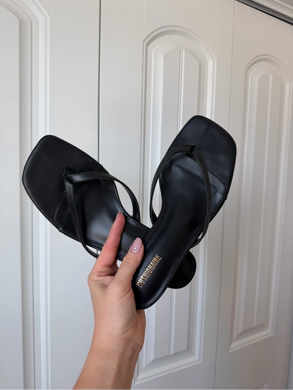 Black Square-Toe Strappy kitten heel - Cushionaire